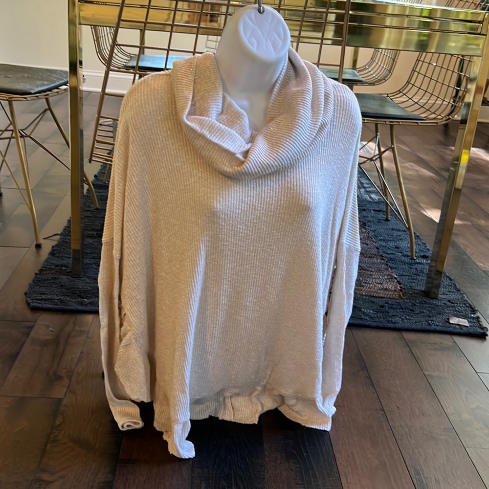 Anthropologie gold/cream sweater size M-L